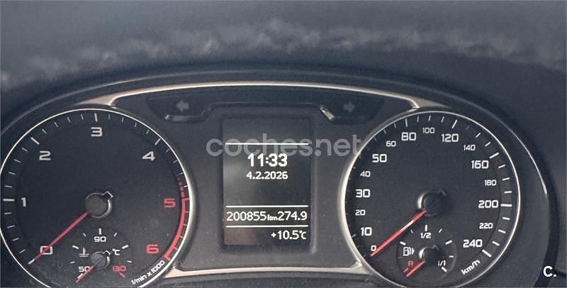 Usado Audi A1 Ambition 90 CV (66 kW) 2011 Marrón Berlina