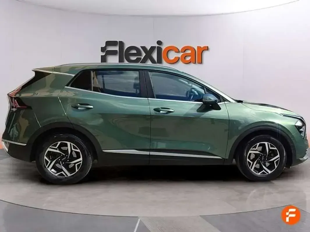 Usado Kia Sportage 116 CV (85 kW) 2023 Verde SUV