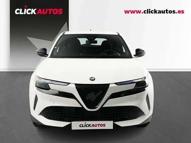Usado Alfa Romeo Junior 136 CV (100 kW) 2025 Blanco SUV