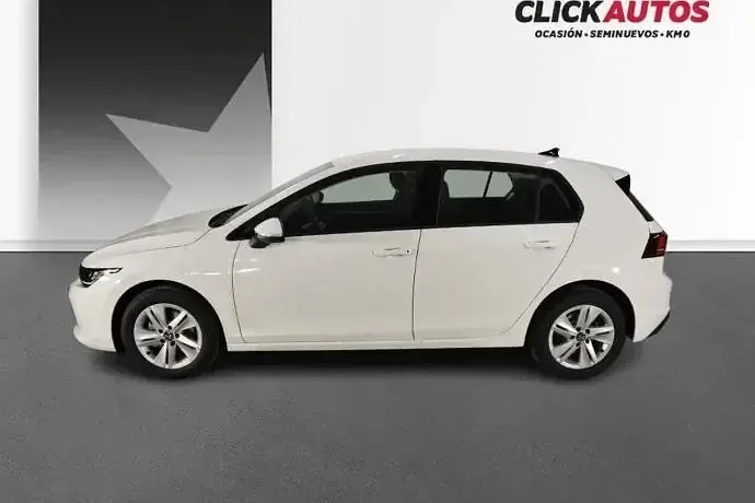 Usado VW Golf VIII 115 CV (84 kW) 2025 Negro