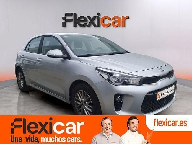 Usado Kia Rio 100 CV (73 kW) 2019 Gris