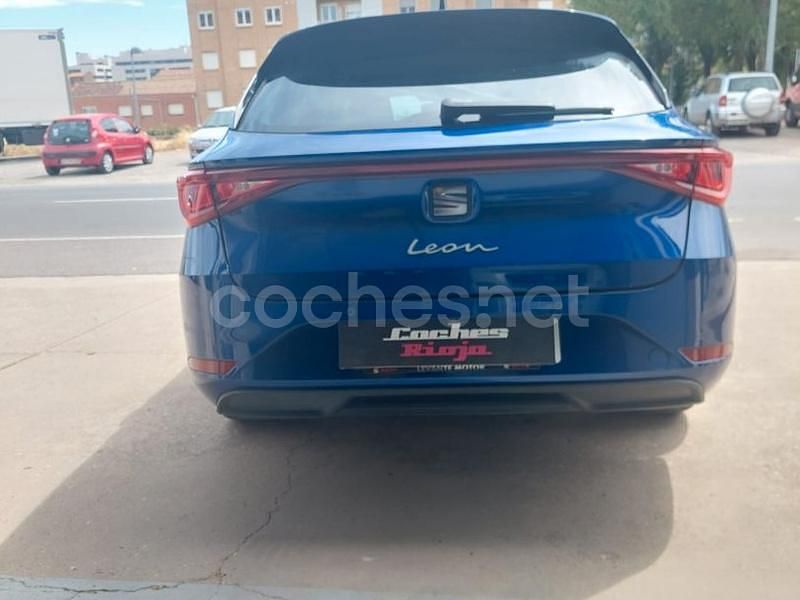 Usado Seat Leon XCELLENCE 150 CV (110 kW) 2020 Azul Familiar