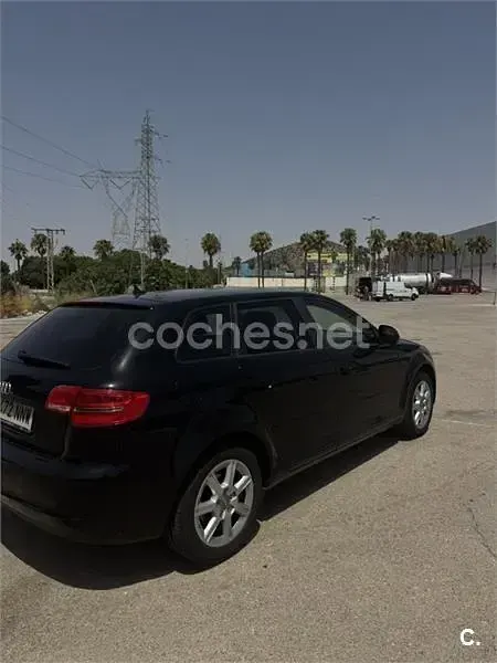 Usado Audi A3 Sportback 140 CV (102 kW) 2010 Negro Utilitario