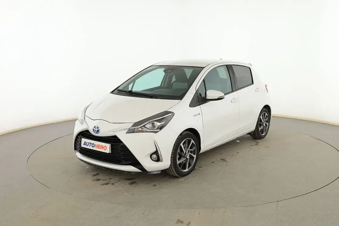 Usado Toyota Yaris Hybrid 101 CV (74 kW) 2019 Utilitario