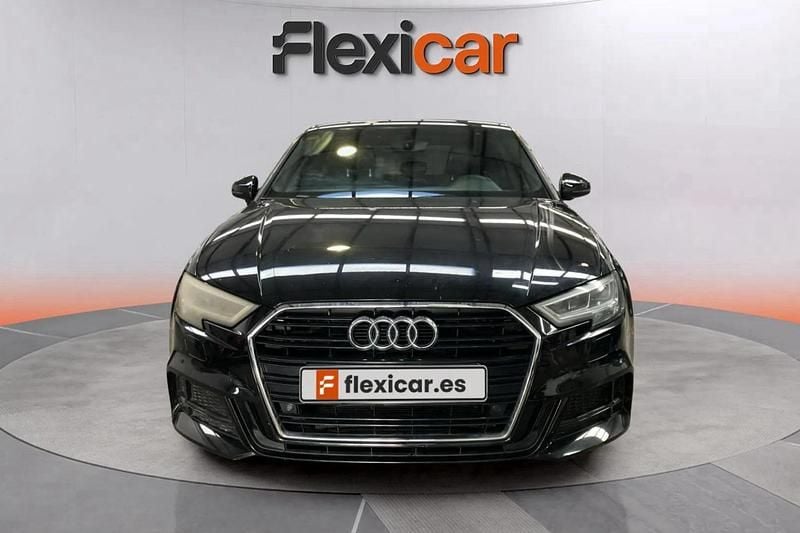 Usado Audi A3 Premium 110 CV (80 kW) 2017 Negro Berlina