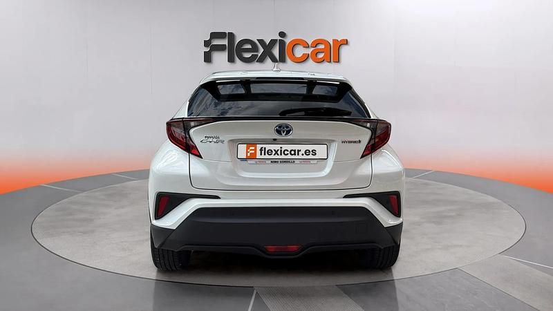Usado Toyota C-HR Advance 122 CV (89 kW) 2020 Blanco SUV