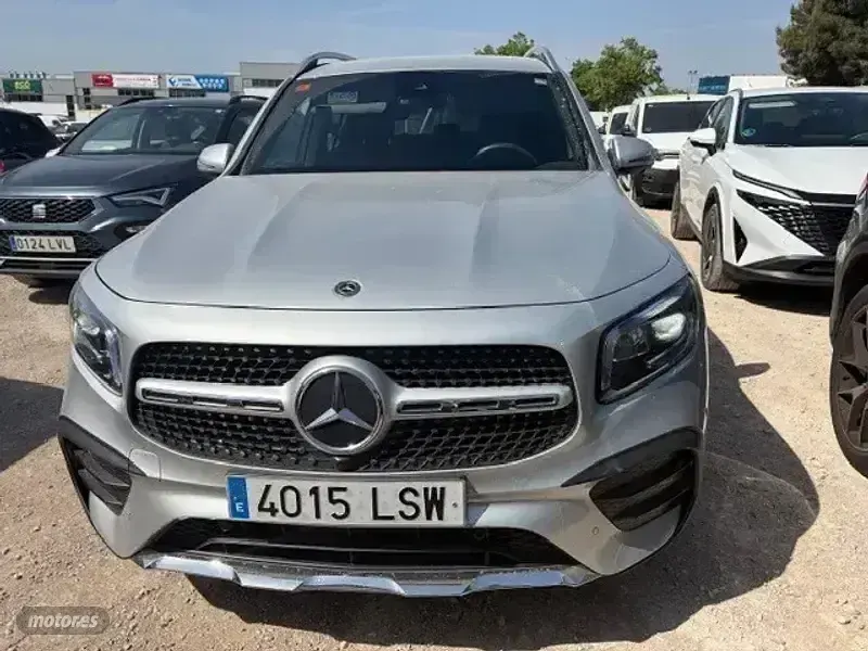 Usado Mercedes GLB200 150 CV (110 kW) 2021 Gris SUV