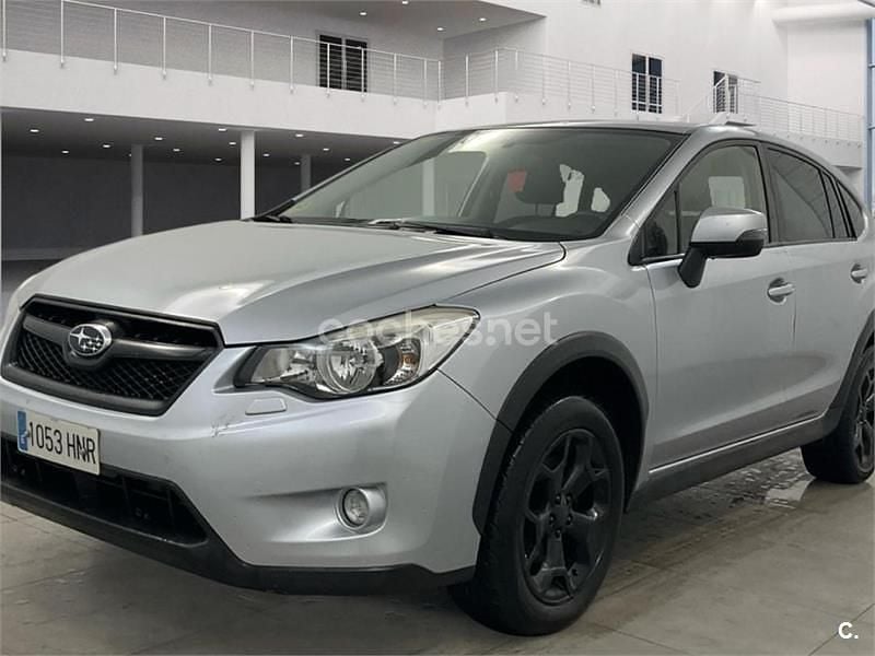 Usado Subaru XV Sport 147 CV (108 kW) 2013 Gris / plata SUV
