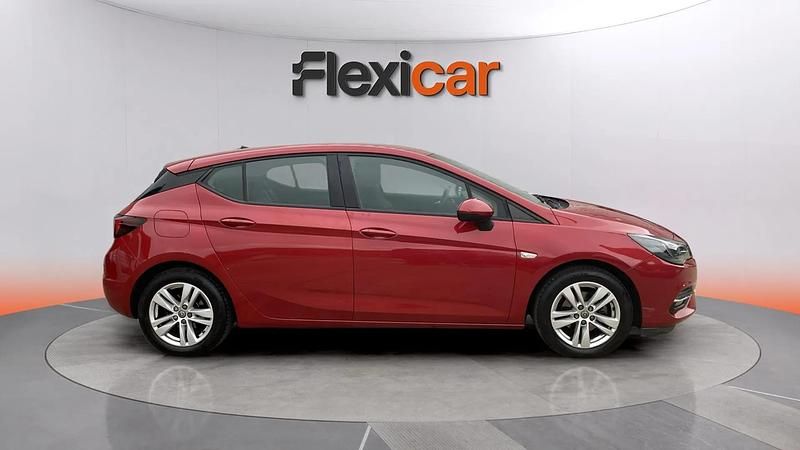 Usado Opel Astra GS Line 131 CV (96 kW) 2020 Rojo Utilitario