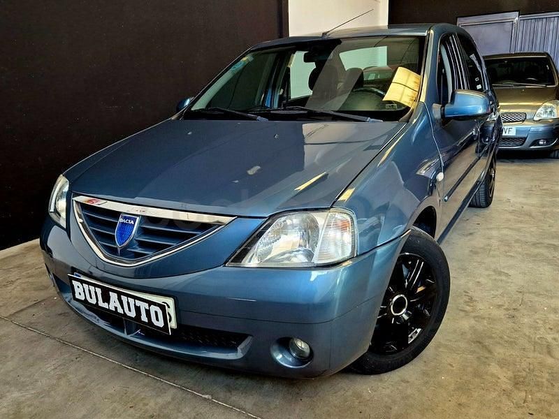 Usado Dacia Logan Prestige 104 CV (76 kW) 2007 Gris / plata Berlina