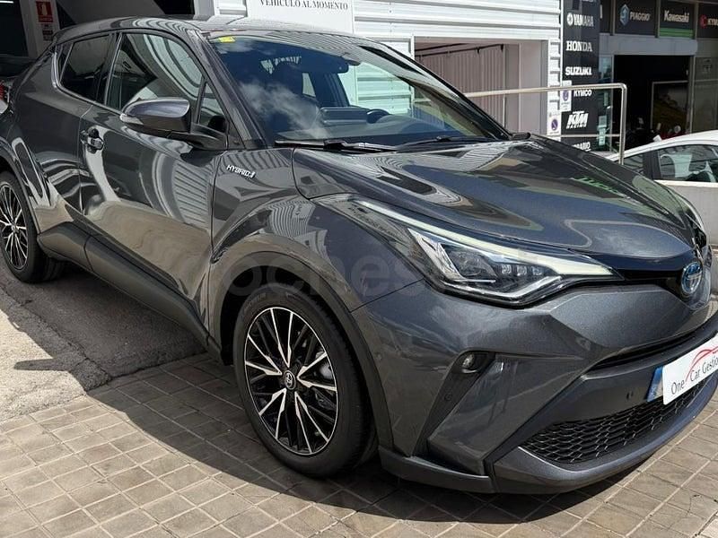 Usado Toyota C-HR Advance 122 CV (89 kW) 2020 Gris / plata SUV
