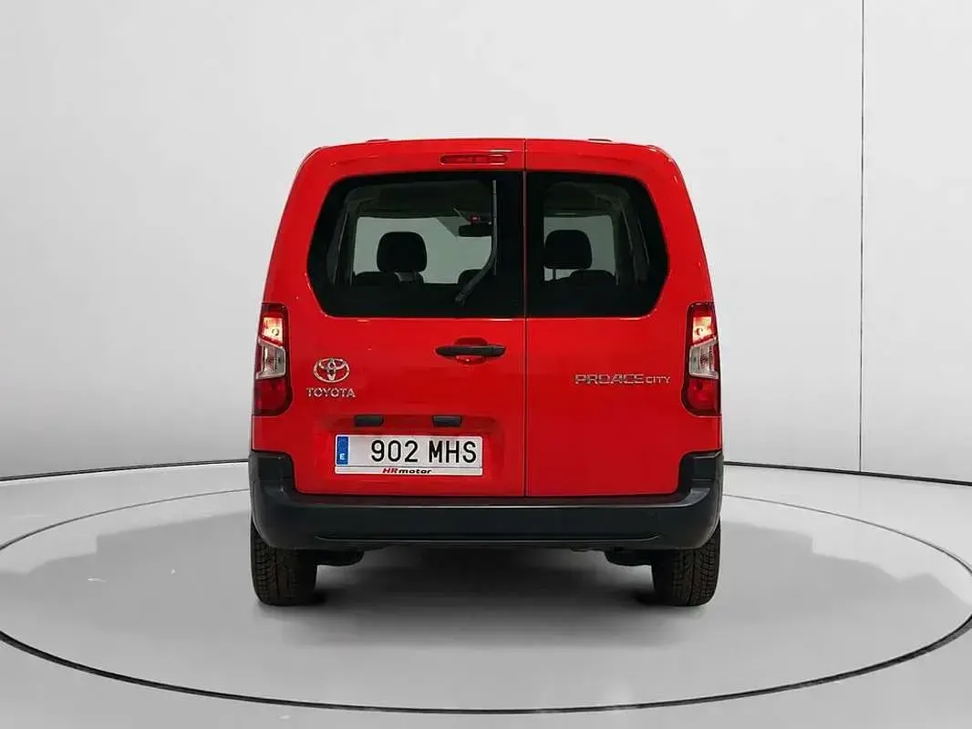 Usado Toyota Proace Verso City 131 CV (96 kW) 2023 Blanco Familiar