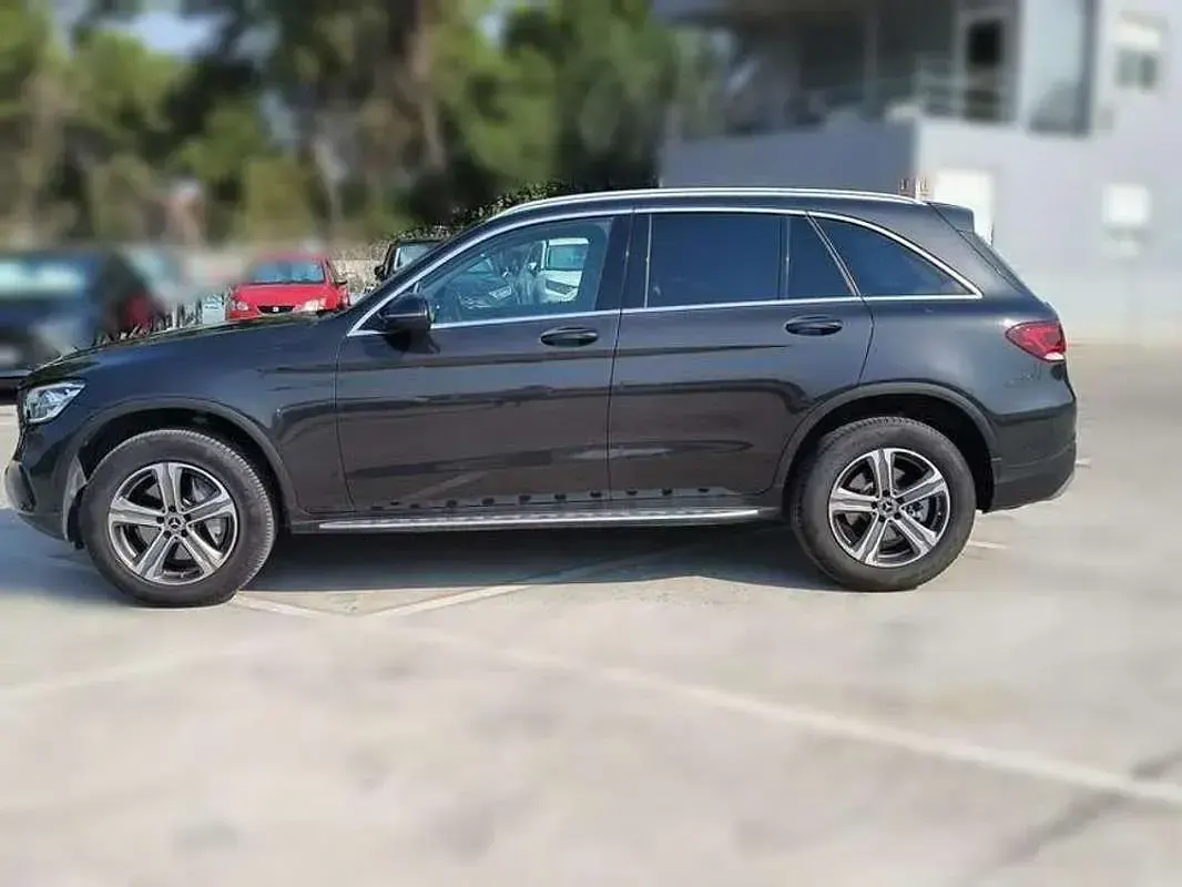 Usado Mercedes GLC220 170 CV (125 kW) 2020 Negro SUV