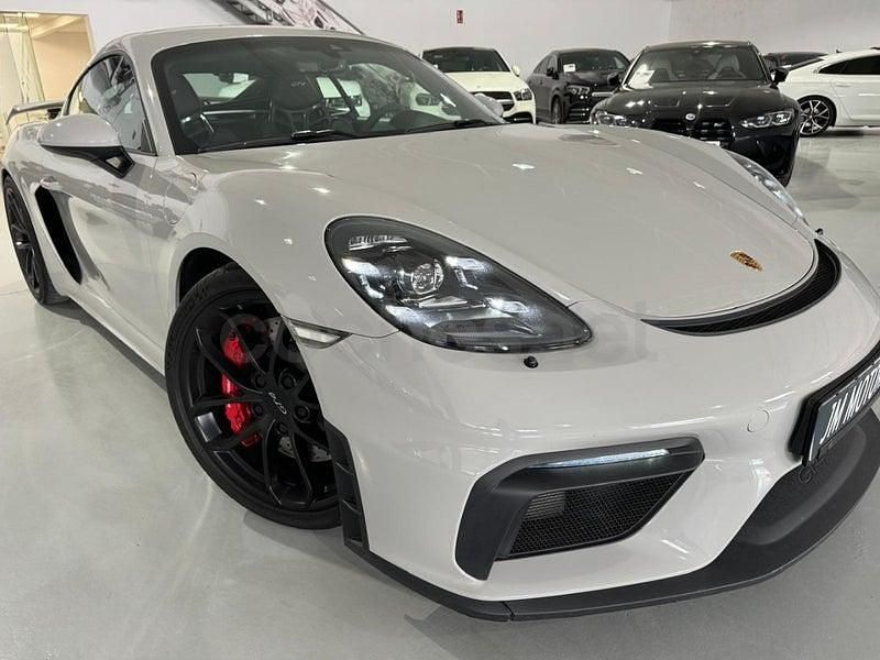 Usado Porsche 718 Cayman GT4 420 CV (308 kW) 2021 Gris / plata Coupe