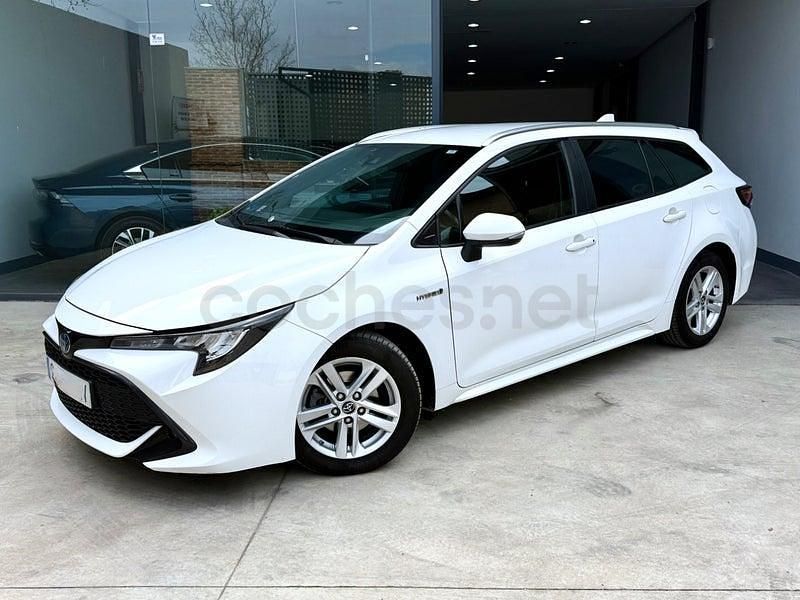 Usado Toyota Corolla Active 122 CV (89 kW) 2021 Blanco Familiar