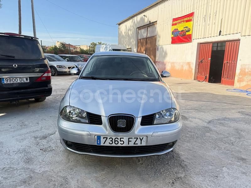 Gris / plata Usado 2007 Seat Cordoba Sport Berlina | 2999 € (Precio justo) - Imagen 1/4