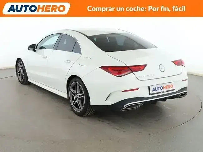 Usado Mercedes CLA200 AMG line 150 CV (110 kW) 2019 Blanco Coupe
