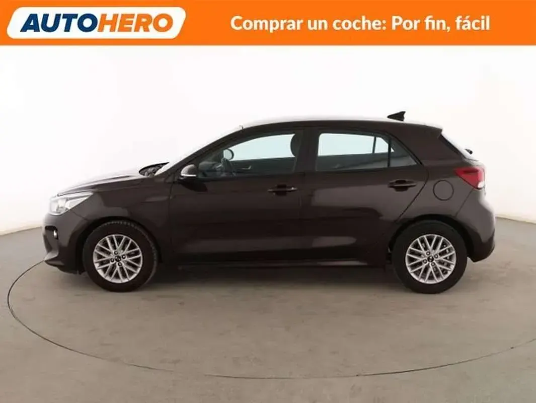 Usado Kia Rio 86 CV (63 kW) 2019 Marrón Utilitario