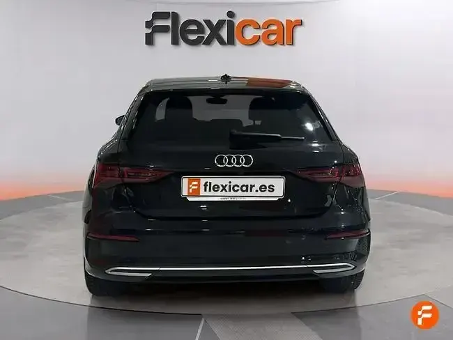 Usado Audi A3 Sportback e-tron S-Line 110 CV (80 kW) 2022 Negro Utilitario