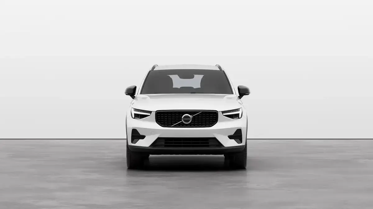 Usado Volvo XC40 Plus 211 CV (155 kW) 2023 Blanco SUV