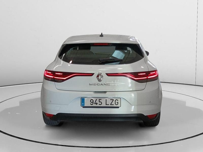 Usado Renault Mégane IV Intens 116 CV (85 kW) 2022 Blanco Berlina