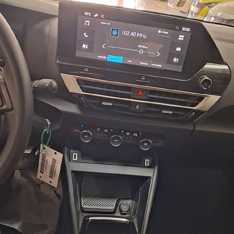 Usado Citroën C4 100 CV (73 kW) 2024 Blanco SUV