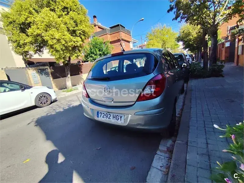 Brugt Opel Corsa Selective 75 HK (55 kW) 2011 Grå Hatchback