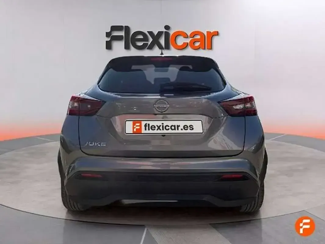 Usado Nissan Juke Acenta 114 CV (83 kW) 2024 Gris SUV