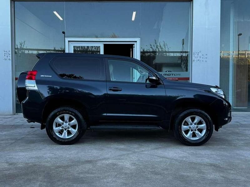 Usado Toyota Land Cruiser 190 CV (139 kW) 2011 Negro SUV
