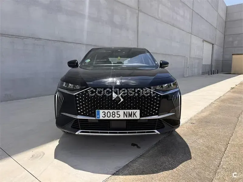 Usado DS Automobiles DS7 Crossback Performance 225 CV (165 kW) 2023 Negro SUV