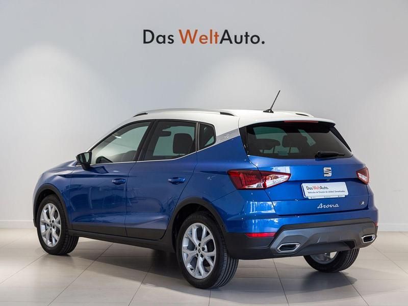 Usado Seat Arona FR 90 CV (66 kW) 2022 Azul SUV