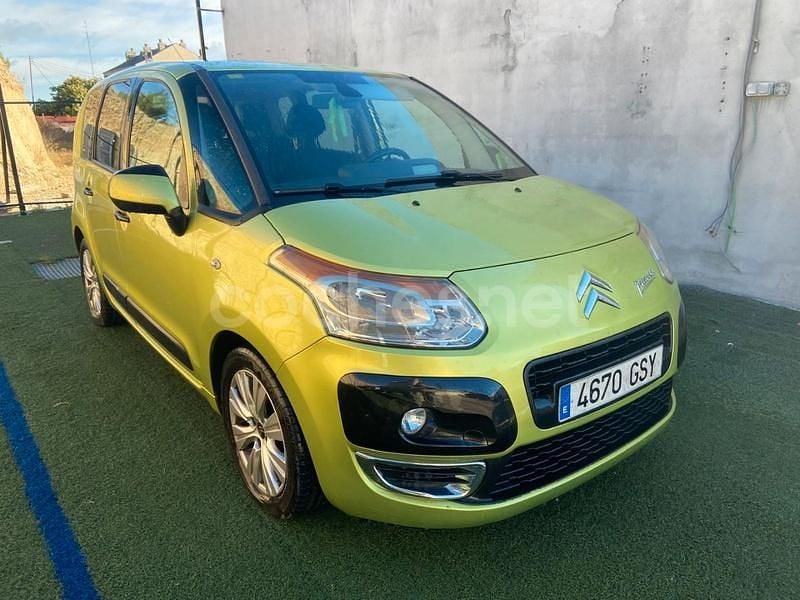 Verde Usado 2010 Citroën C3 Picasso Monovolumen | 4499 € (Precio justo) - Imagen 1/4