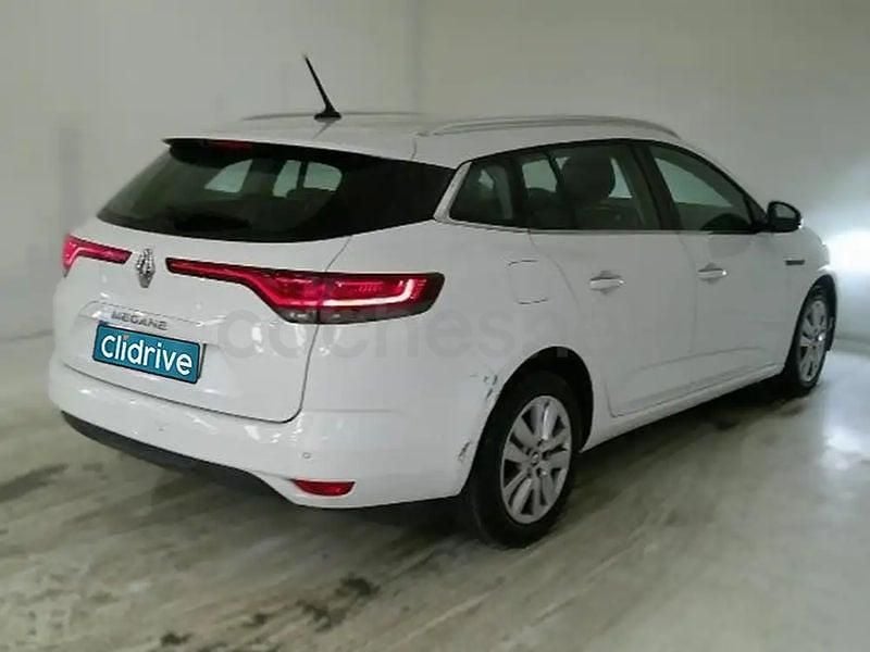 Usado Renault Mégane GrandTour Business 115 CV (84 kW) 2021 Blanco Familiar
