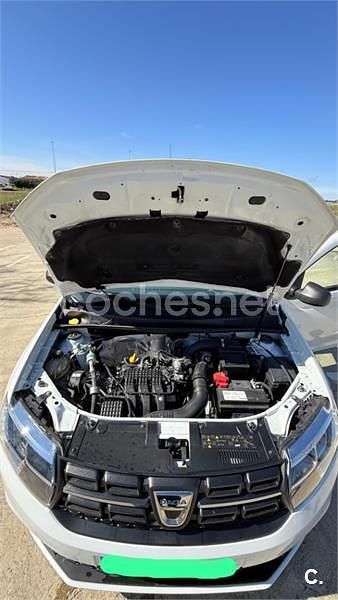 Usado Dacia Logan Ambiance 73 CV (53 kW) 2018 Blanco Berlina