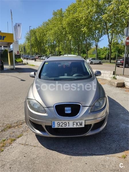 Gris / plata Usado 2007 Seat Altea XL Reference Monovolumen | 2200 € (Super precio) - Imagen 1/4
