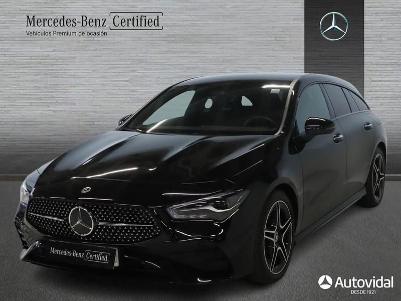 Negro Usado 2024 Mercedes CLA200 Shooting Brake AMG line Familiar | 38.500 € (Precio justo) - Imagen 1/4
