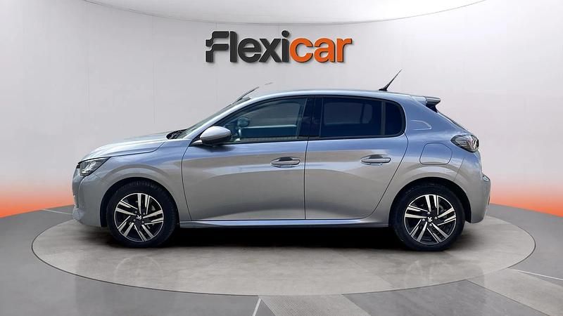 Usado Peugeot 208 Allure 101 CV (74 kW) 2020 Gris Utilitario