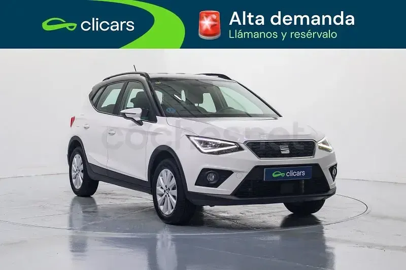 Usado Seat Arona Style 90 CV (66 kW) 2020 Blanco SUV