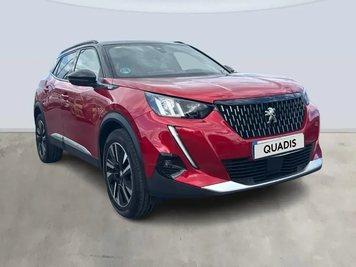 Usado Peugeot 2008 GT 155 CV (114 kW) 2020 Rojo SUV
