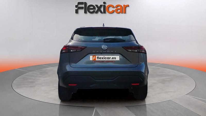 Usado Nissan Qashqai Acenta 158 CV (116 kW) 2021 Gris SUV