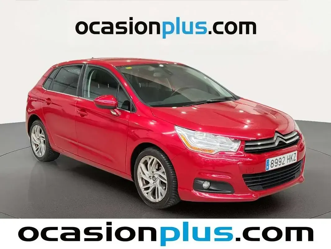 Usado Citroën C4 112 CV (82 kW) 2012 Rojo Utilitario