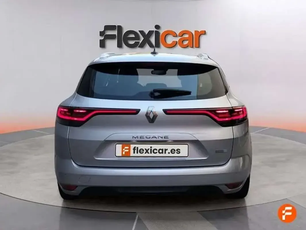 Usado Renault Mégane IV Business 160 CV (117 kW) 2021 Gris Familiar