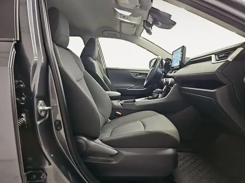 Usado Toyota RAV4 Advance 218 CV (160 kW) 2025 Gris SUV