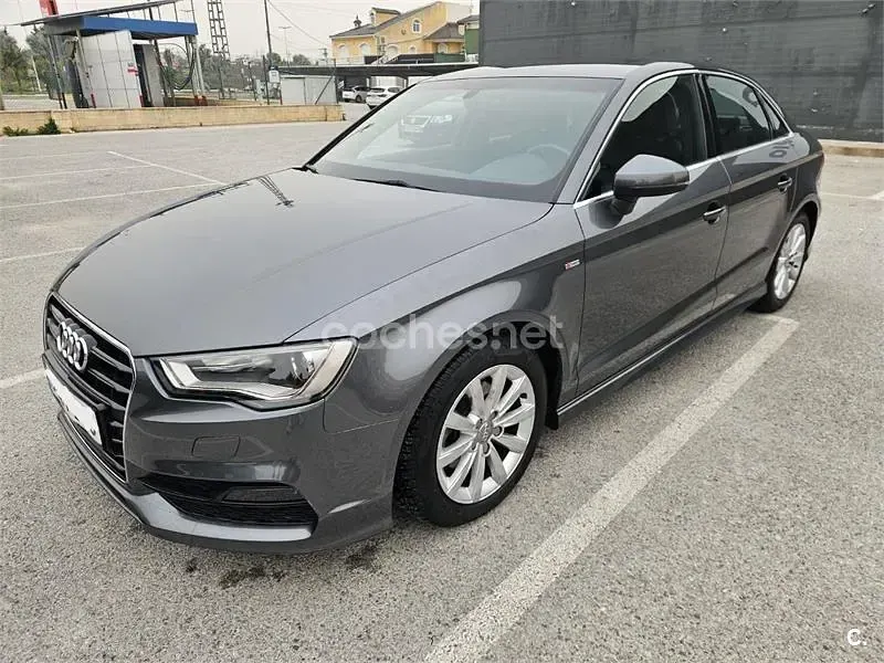 Usado Audi A3 S-Line 110 CV (80 kW) 2016 Gris / plata Berlina