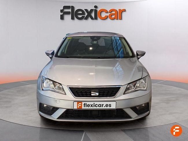Usado Seat Leon Style 130 CV (95 kW) 2020 Gris