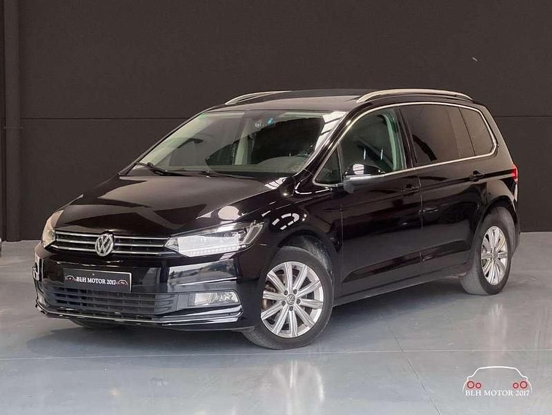 Negro Usado 2016 VW Touran Advance Monovolumen | 17.990 € (Caro) - Imagen 1/4