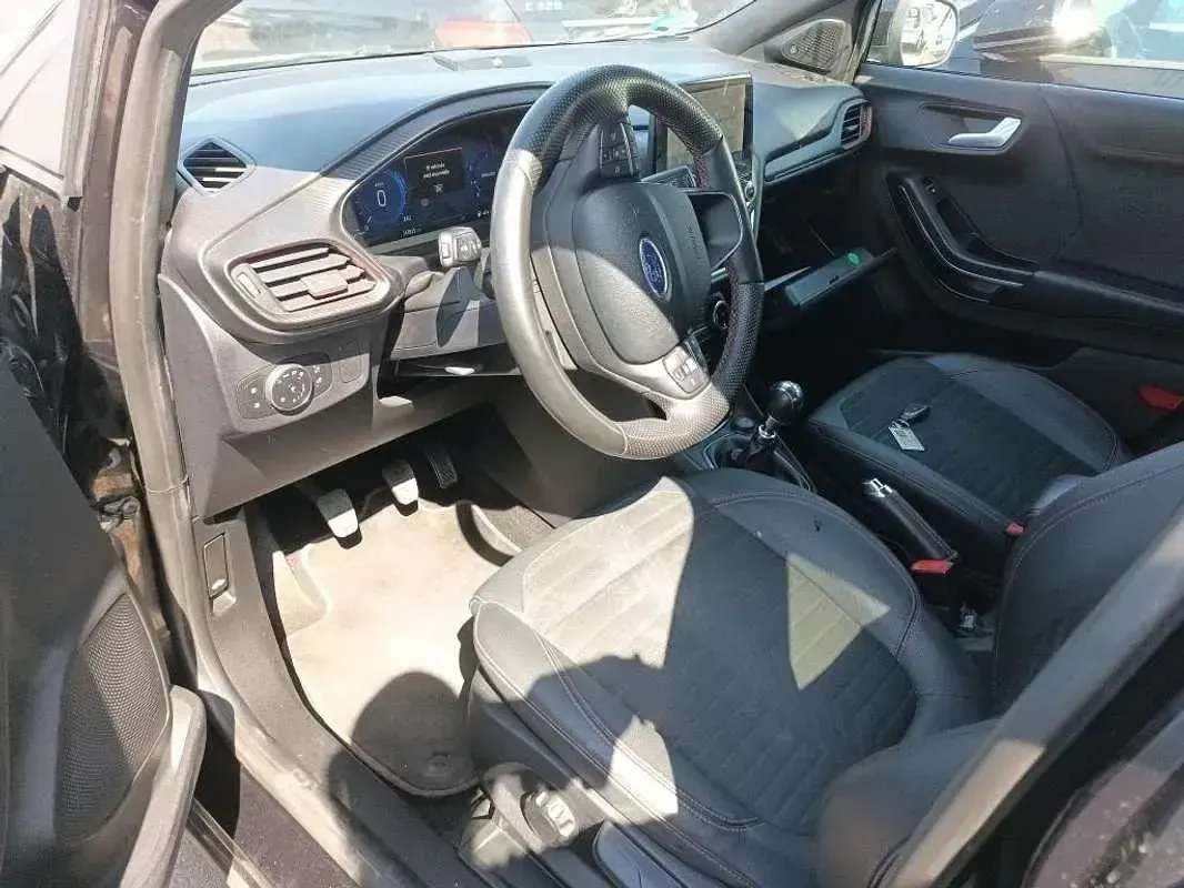 Usado Ford Puma ST-Line 124 CV (91 kW) 2022 Negro SUV