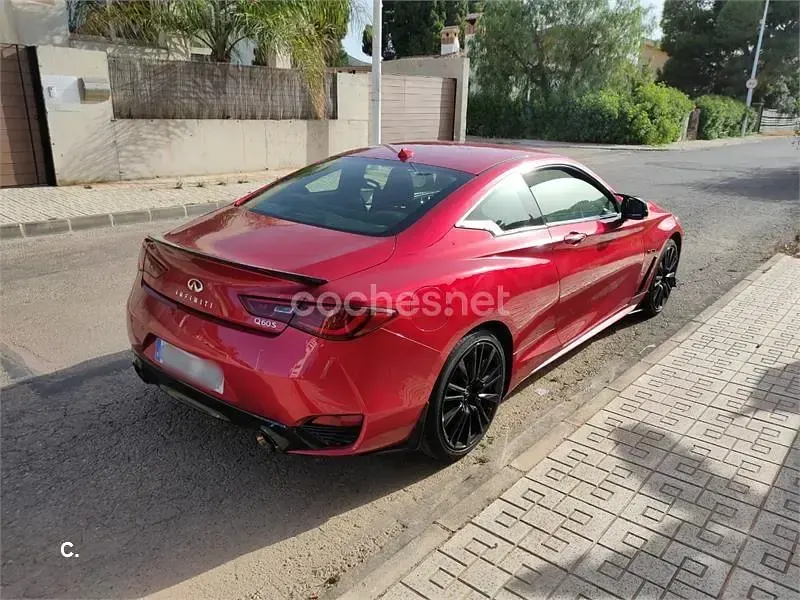 Usado Infiniti Q60 Sport Tech 211 CV (155 kW) 2017 Rojo Coupe