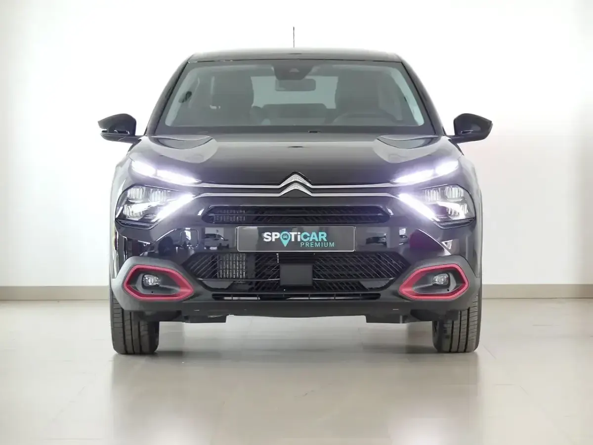 Usado Citroën C4 X Feel 131 CV (96 kW) 2023 Negro SUV
