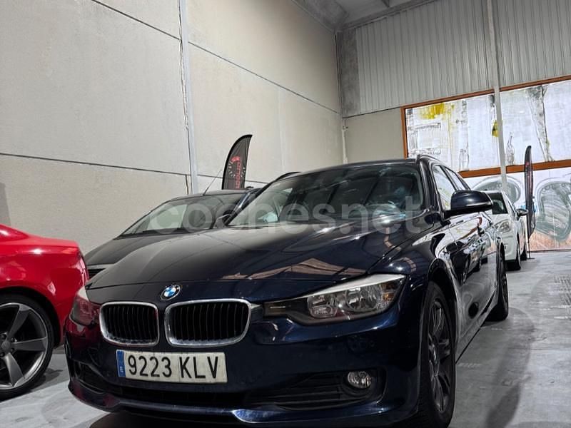 Azul Usado 2013 BMW 318 Gran Turismo Berlina | 12.800 € (Caro) - Imagen 1/4